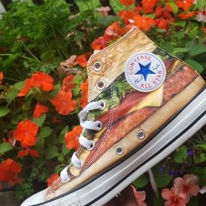 Converse Allstar Womens size 8 Mens size 6